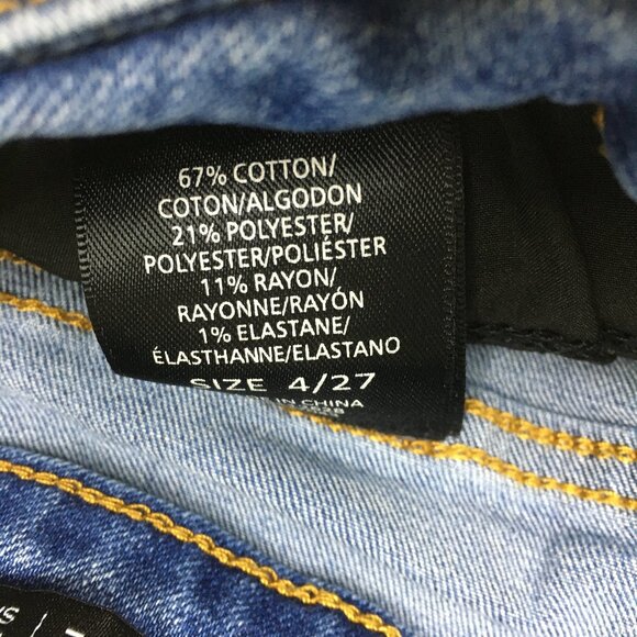 TAHARI Medium/Light Wash Fit Solution CHLOE 5 Pocket Logo Hardware Jeans - Picture 4 of 12